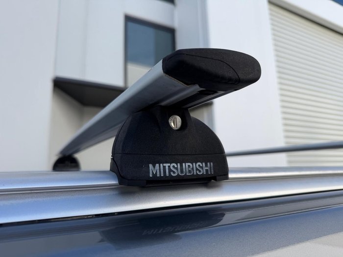 2016 Mitsubishi Pajero Sport GLS