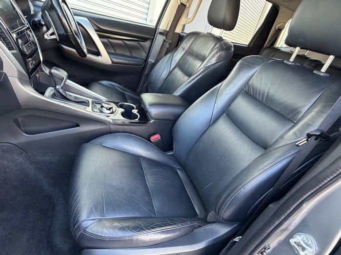 2016 Mitsubishi Pajero Sport GLS