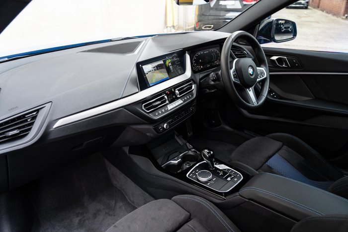 2024 BMW 2 Series M235i xDrive