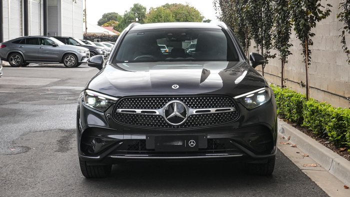 2024 Mercedes-Benz GLC-Class GLC300