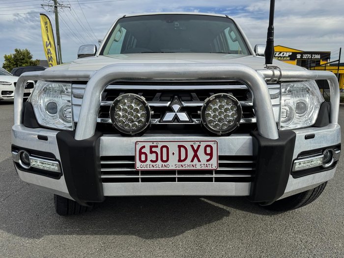 2019 Mitsubishi Pajero GLS