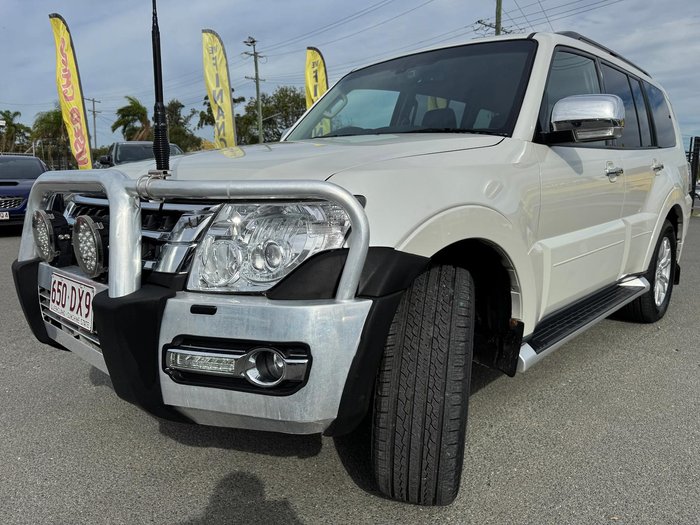 2019 Mitsubishi Pajero GLS