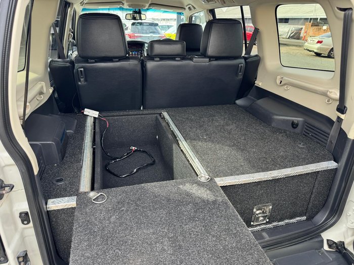 2019 Mitsubishi Pajero GLS