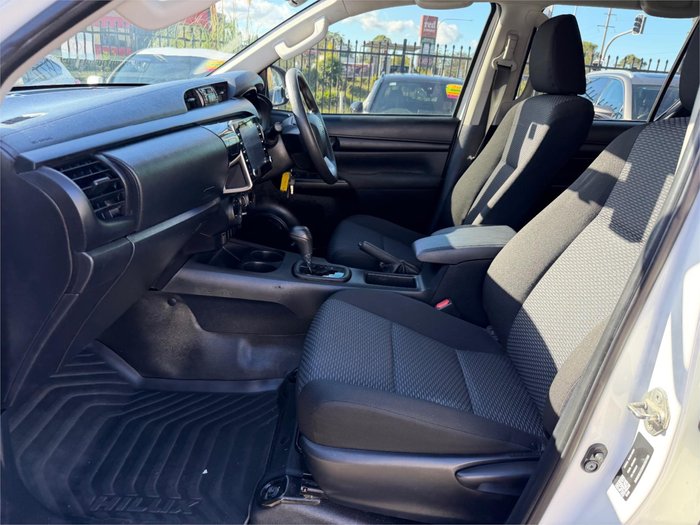 2022 TOYOTA HILUX WORKMATE (4x4) GUN125R WHITE