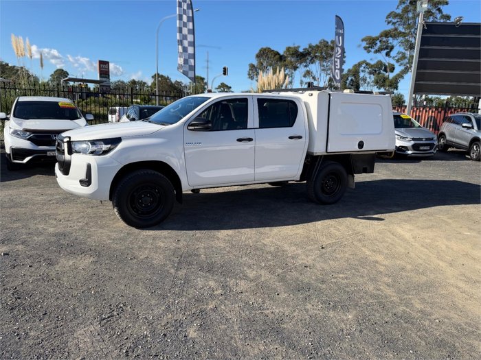 2022 TOYOTA HILUX WORKMATE (4x4) GUN125R WHITE