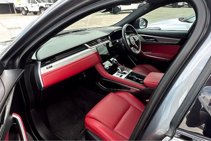 2023 Jaguar F-PACE P250 R-Dynamic SE
