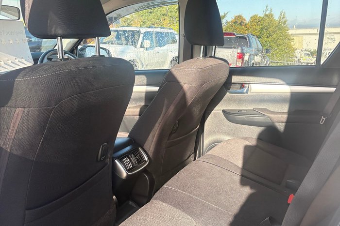 2021 Toyota Hilux SR5 GUN126R Glacier White