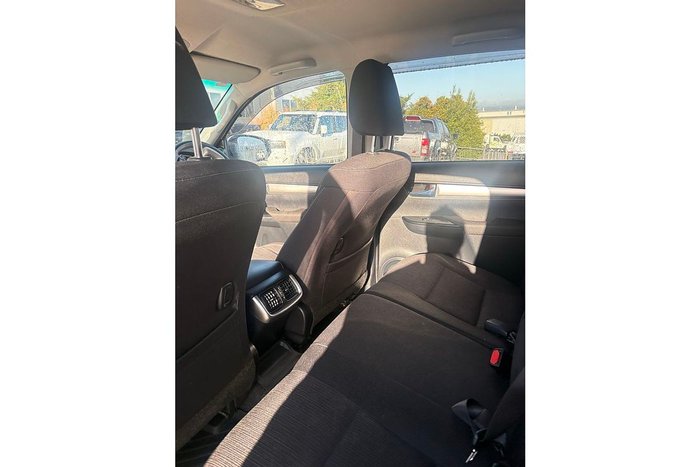 2021 Toyota Hilux SR5