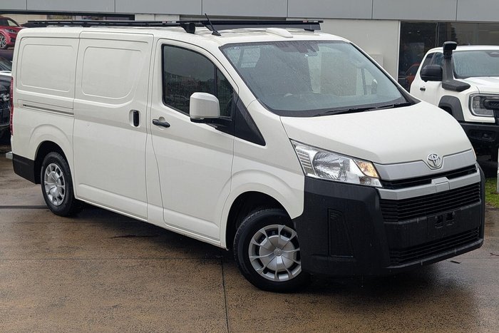 2022 Toyota Hiace