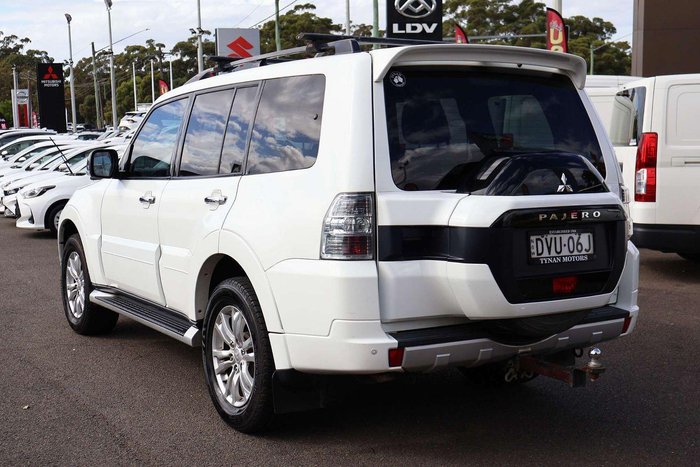 2017 Mitsubishi Pajero GLS