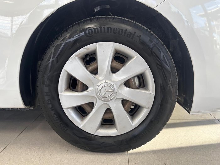 2011 Mazda 3 Neo