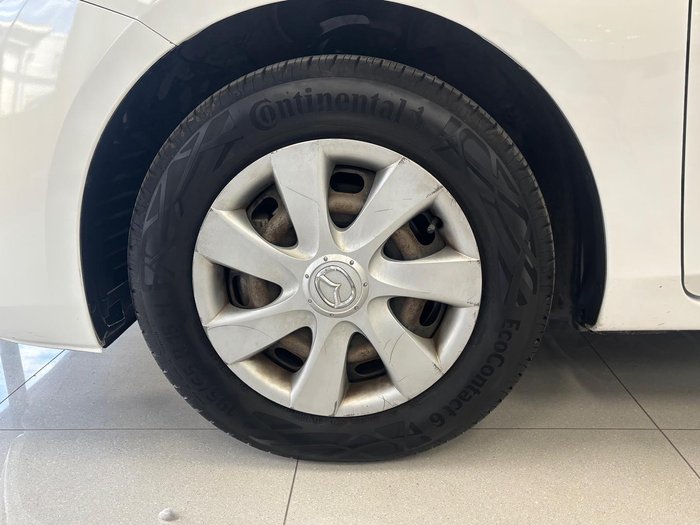 2011 Mazda 3 Neo