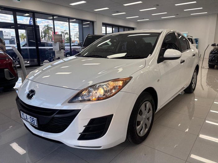 2011 Mazda 3 Neo