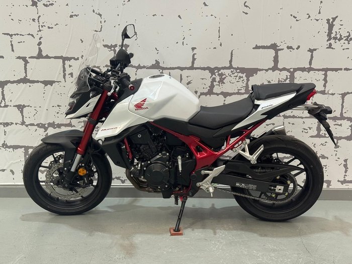 2024 Honda CB750 Hornet CB White