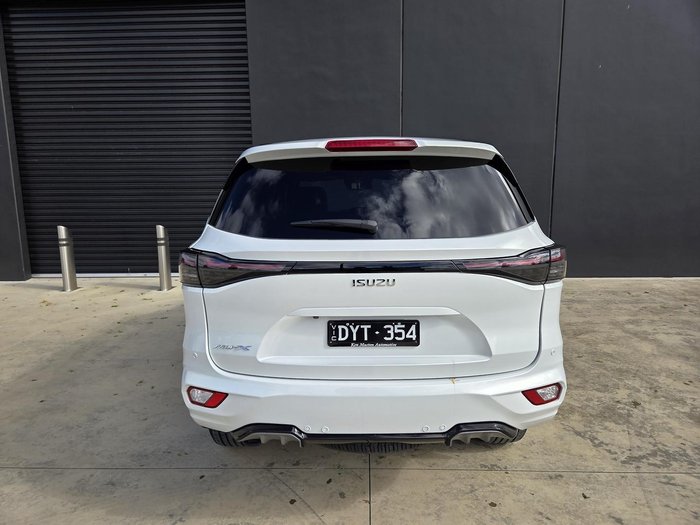 2025 Isuzu MU-X LS-T
