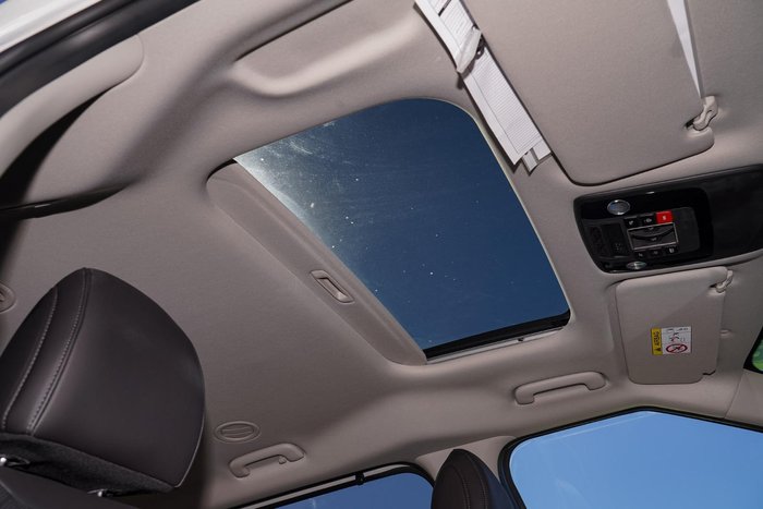 2025 Kia Carnival GT-Line HEV
