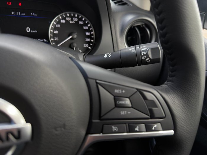 2025 Nissan Navara ST-X