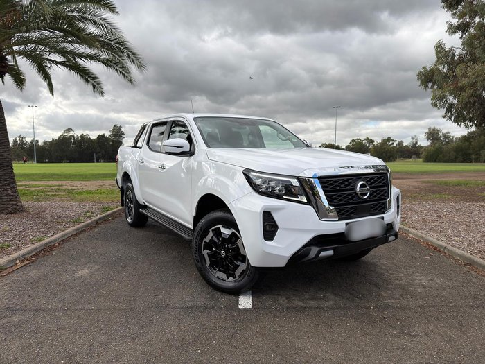 2025 Nissan Navara ST-X