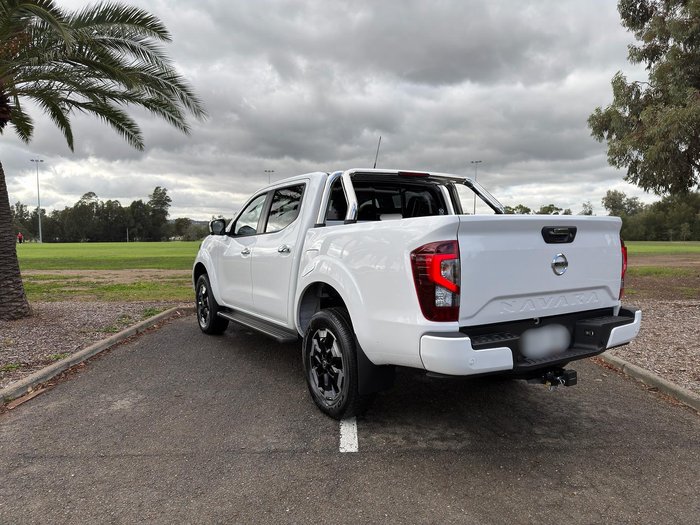 2025 Nissan Navara ST-X