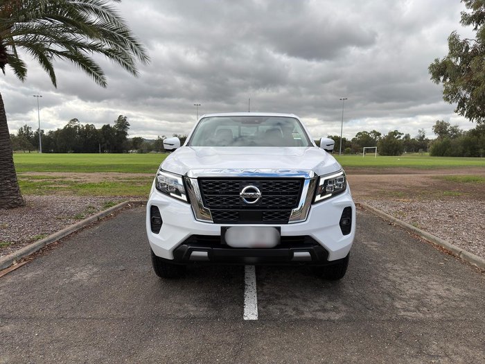 2025 Nissan Navara ST-X