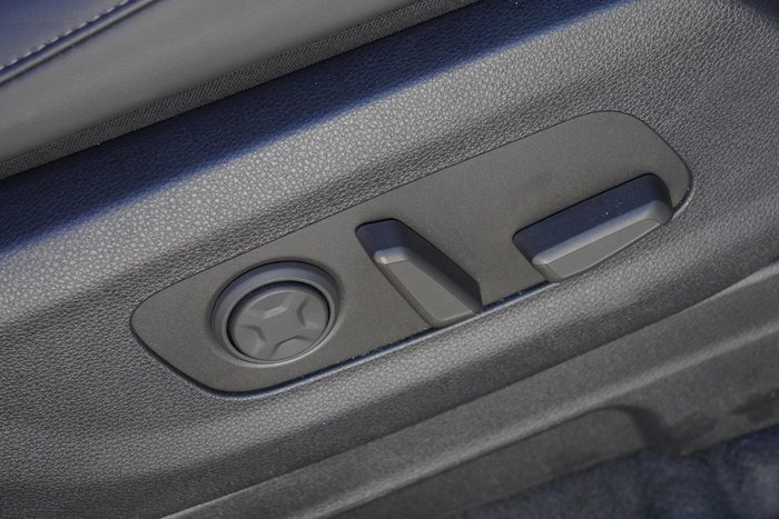 2025 Kia Carnival GT-Line HEV