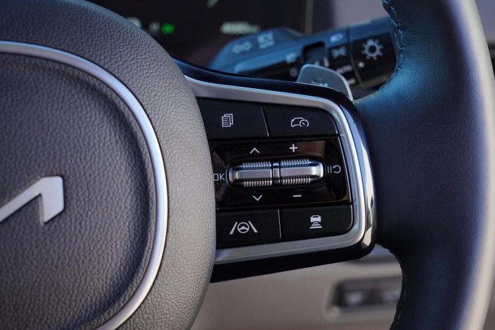 2025 Kia Carnival GT-Line HEV