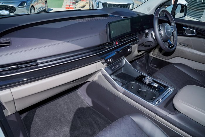 2025 Kia Carnival GT-Line HEV