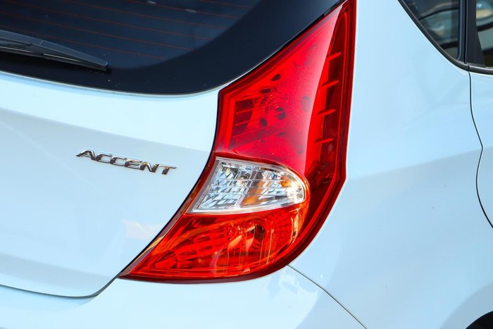 2012 Hyundai Accent Active