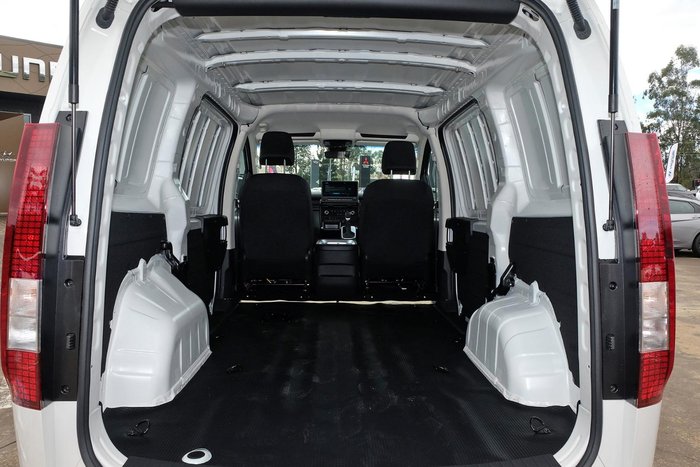 2026 Hyundai STARIA LOAD