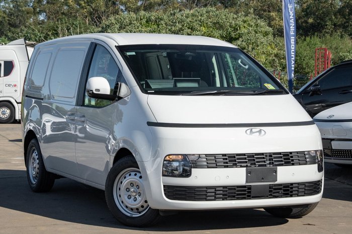 2026 Hyundai STARIA LOAD