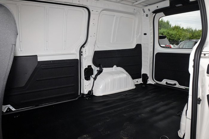 2026 Hyundai STARIA LOAD