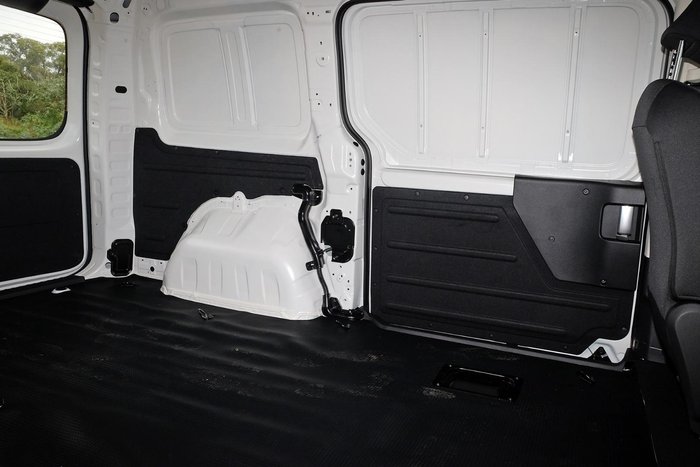 2026 Hyundai STARIA LOAD