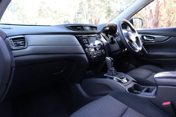 2019 Nissan X-TRAIL ST