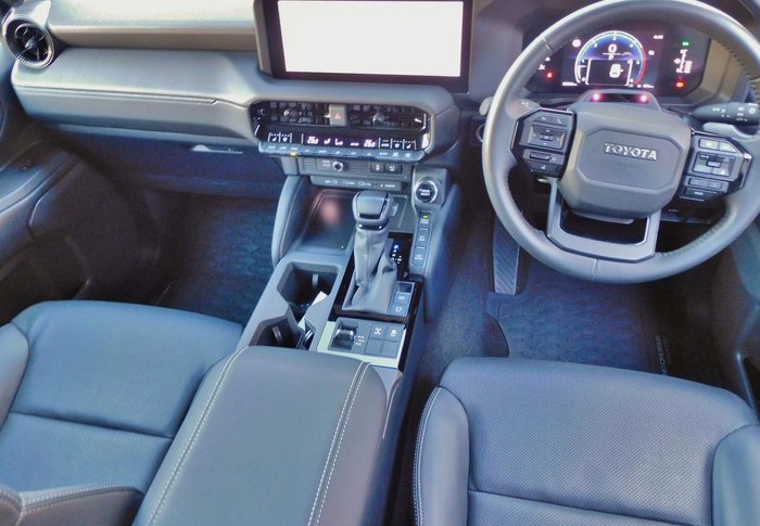 2024 Toyota Landcruiser Prado GXL