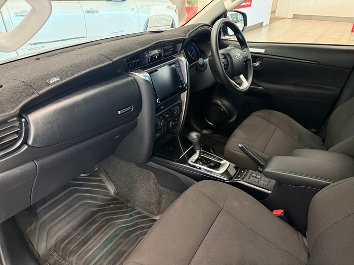 2024 Toyota Fortuner Fortuner 2.8L Dsl Wagon 6AT GX B239580 001