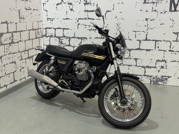 2010 Moto Guzzi V7 Classic V7 Black
