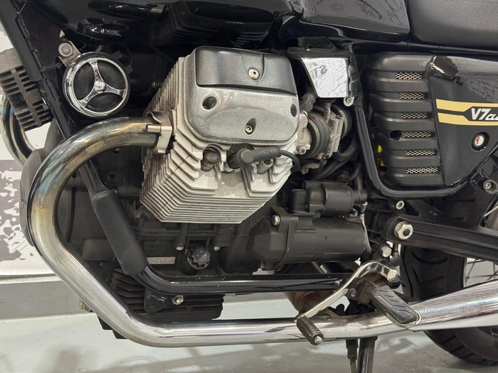 2010 Moto Guzzi V7 Classic V7 Black