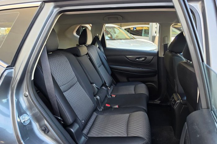 2017 Nissan X-TRAIL ST