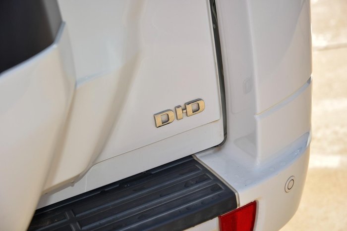 2015 Mitsubishi Pajero GLS