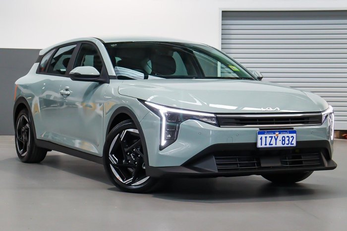 2026 Kia K4