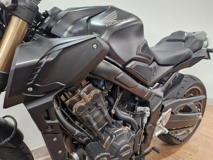 2021 Honda CB650R GREY