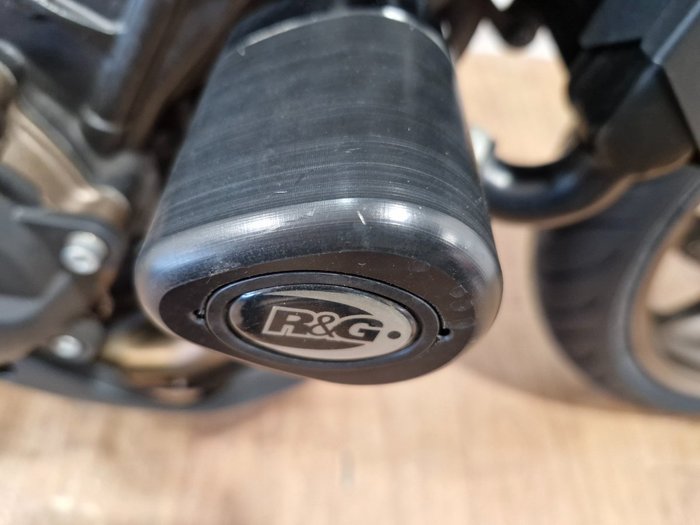 2021 Honda CB650R GREY
