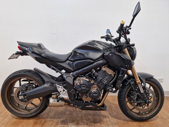 2021 Honda CB650R GREY