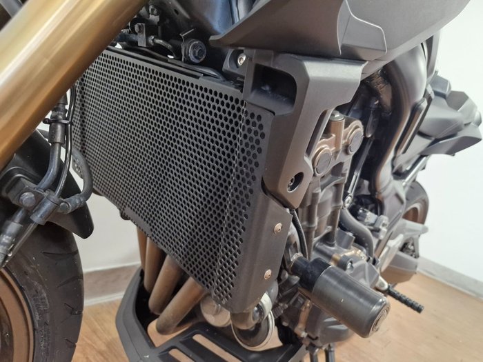 2021 Honda CB650R GREY