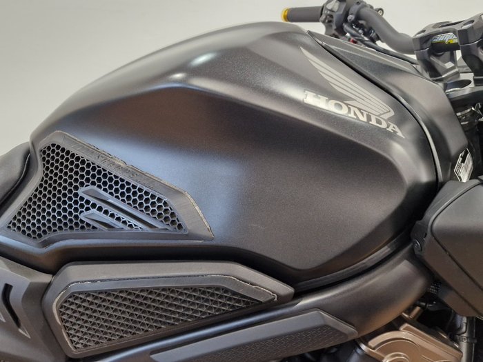 2021 Honda CB650R GREY