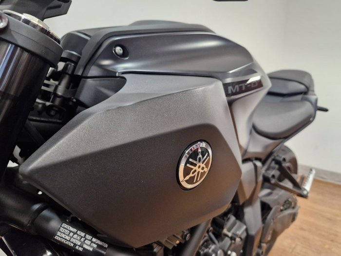 2025 Yamaha 2025 Yamaha 655CC MT-07 LA (ABS) Road Black