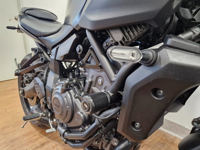 2025 Yamaha 2025 Yamaha 655CC MT-07 LA (ABS) Road Black