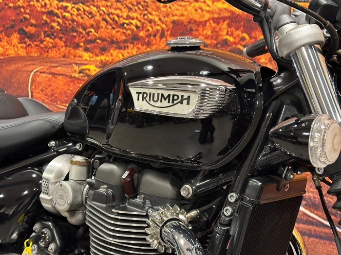 2025 Triumph Bonneville Speedmaster