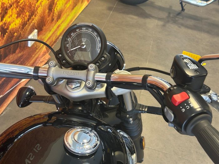 2025 Triumph Bonneville Speedmaster Speedmaster Black