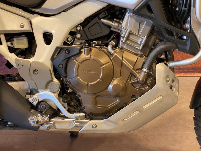2019 Honda Africa Twin Adventure Sports (CRF1000AL2) Africa Twin White